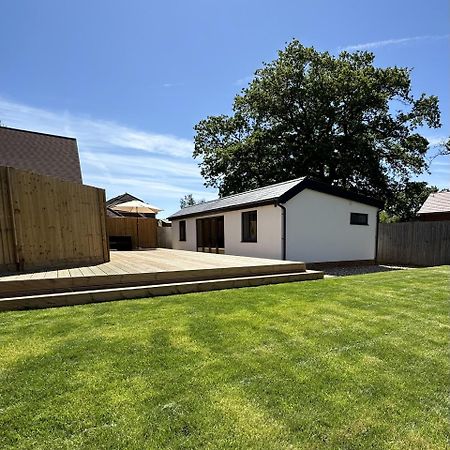 White Oaks Sussex Villa Twineham Bagian luar foto